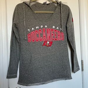 Tampa Bay Women’s sz S NFL Buccaneers Gray Hoodie